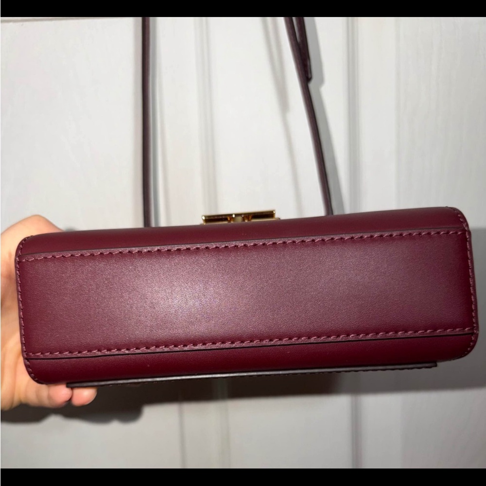 ✨Gorgeous Michael Kors Lita Crossbody✨ - Picture 7 of 7